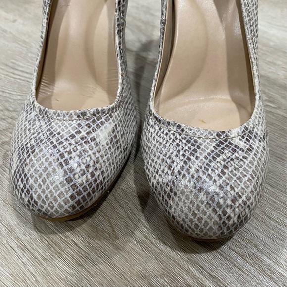 YOU by CROCS Snake Leather Pumps - Picture 3 of 12